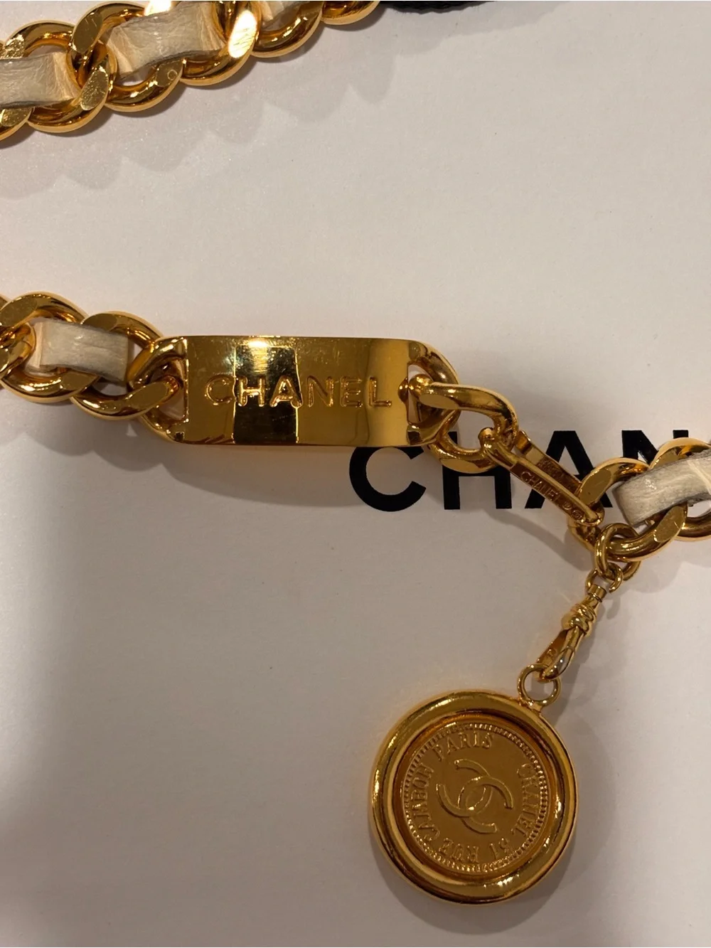 Authentic CHANEL vintage beige leather chain medallion belt 75cm